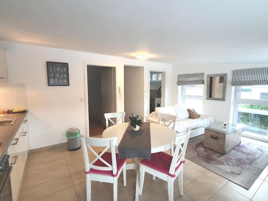 Ferienwohnung Wohnen Am Waldrand Starnberg Exterior foto